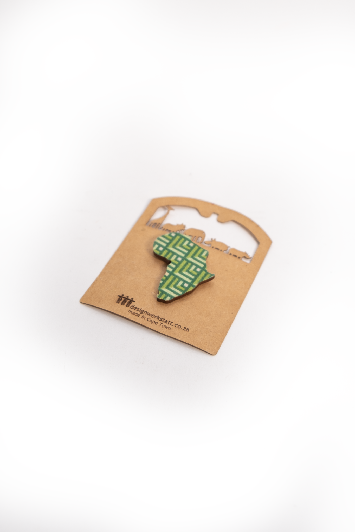 Shwe shwe Africa Lapel Pin