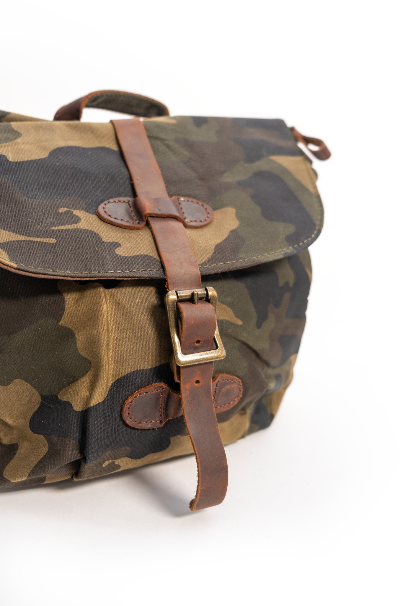 Camouflage & Leather Bag Medium