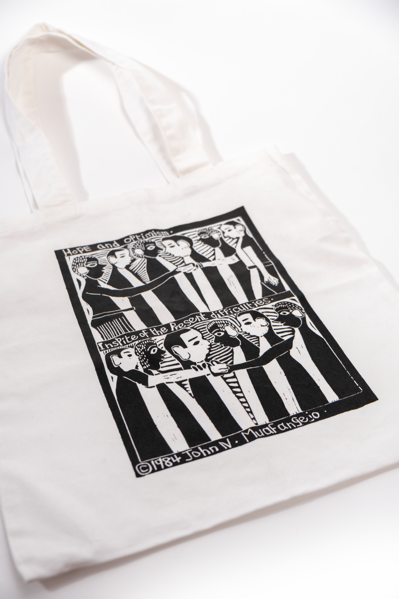 John Muafangejo Éléphant et bébé Tote bag