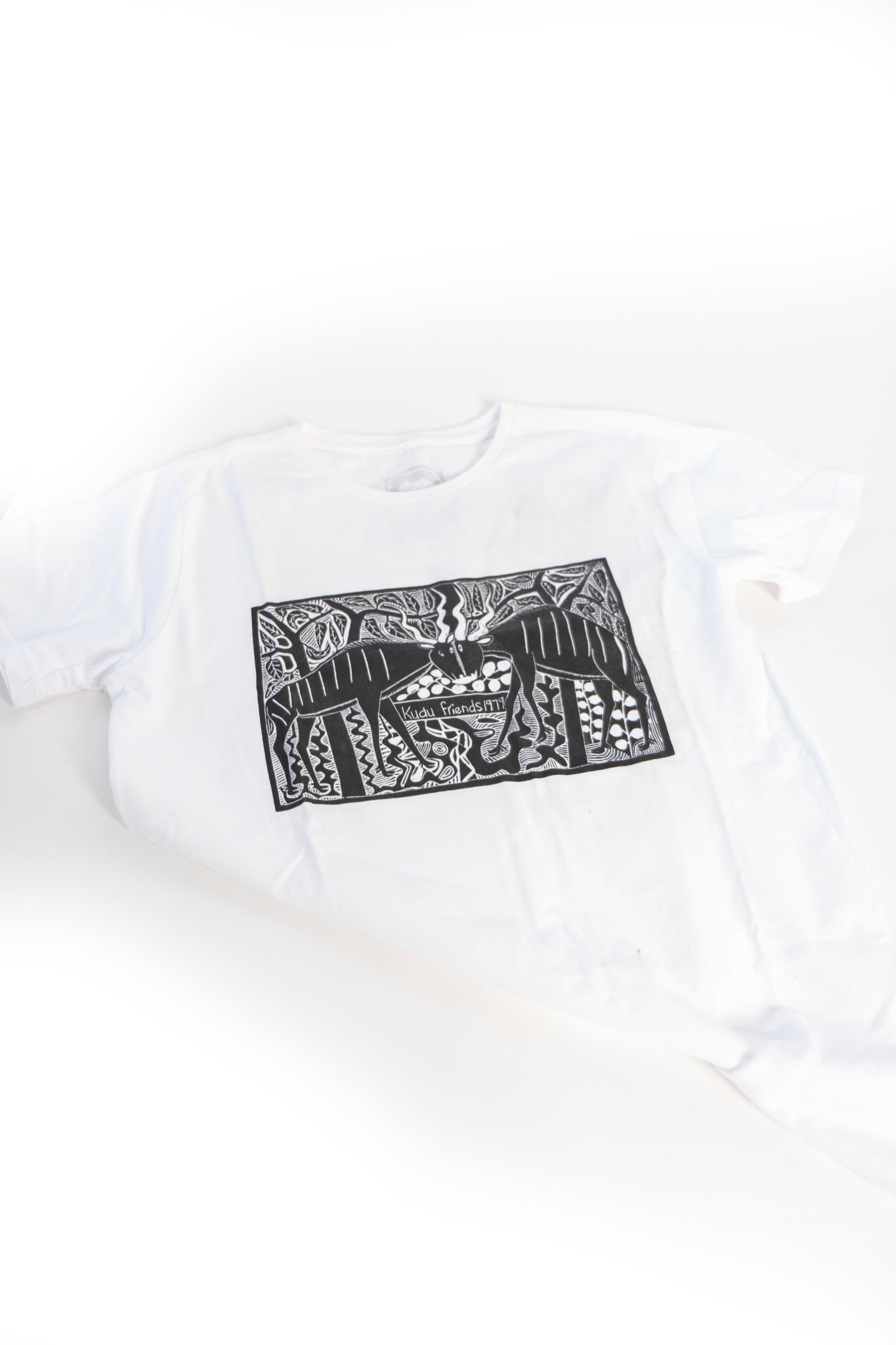John Muafangejo Kudu Freund-T-Shirt