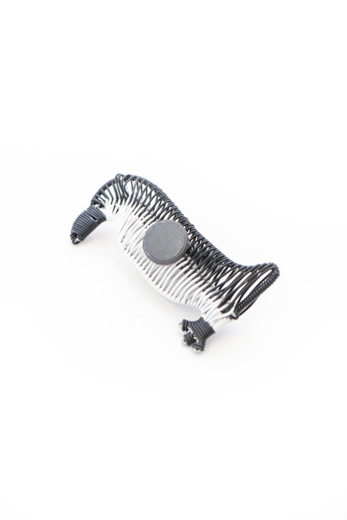 Penguin wire Magnet