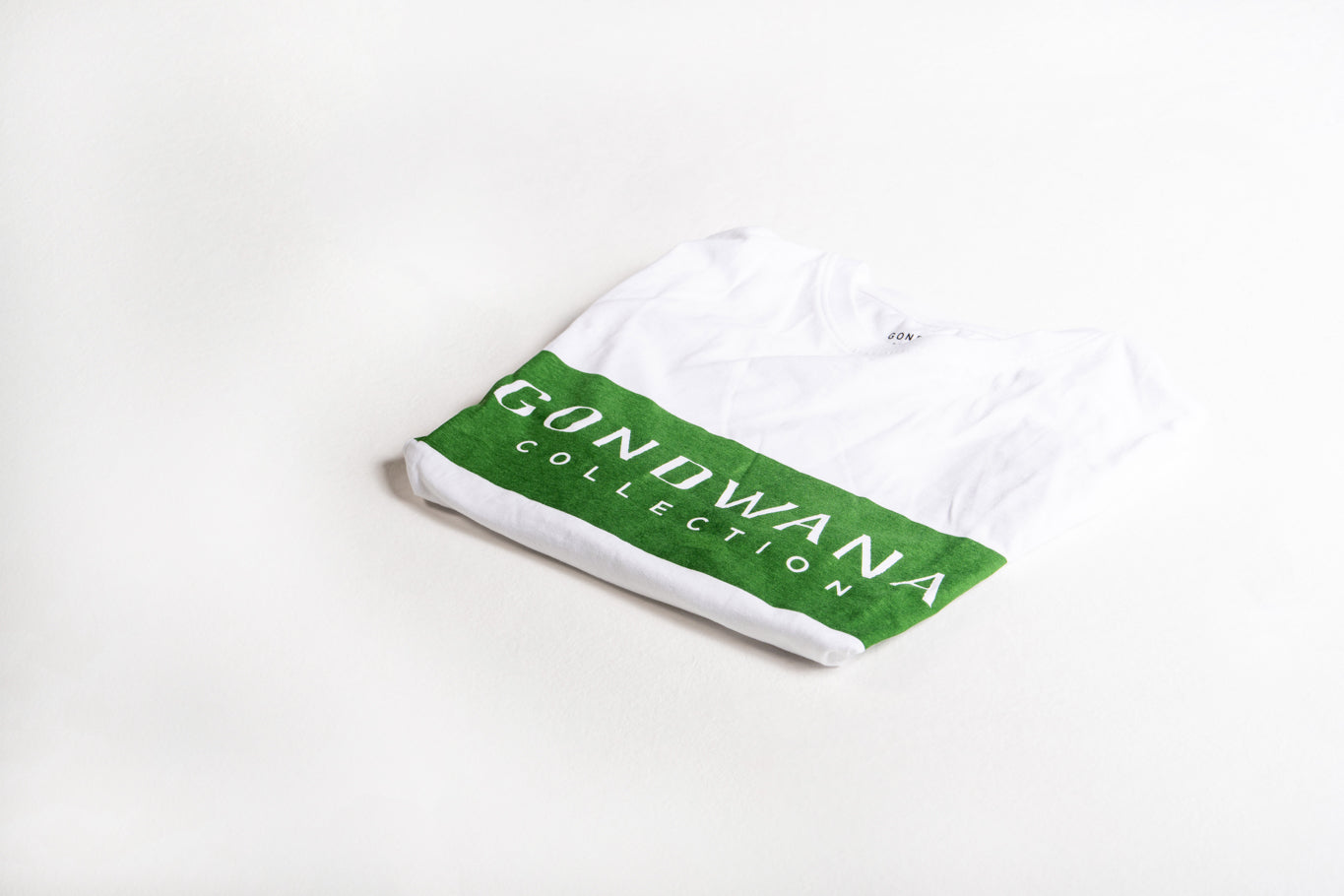 Gondwana print mens green stripe t-shirt