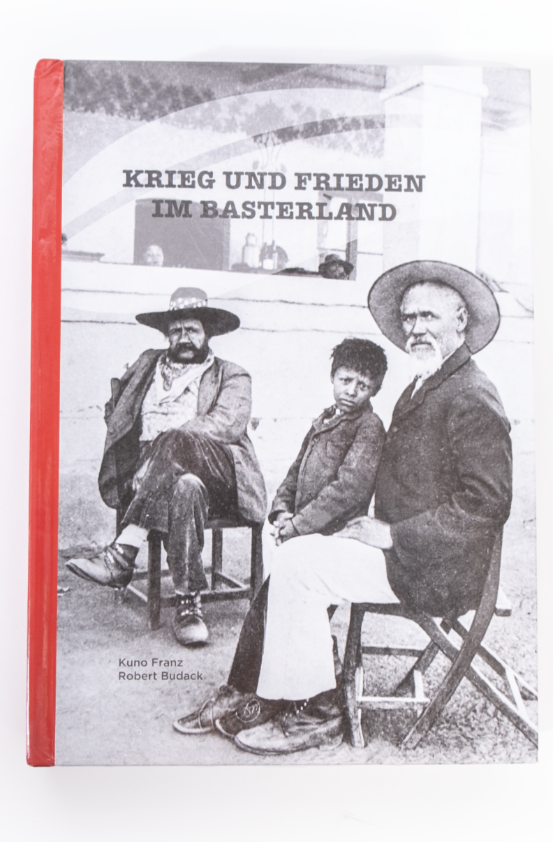 Krieg und Frieden im Basterland Buch - German